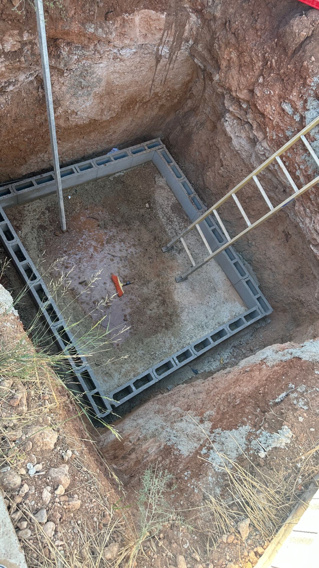 Excavación con muro de bloques